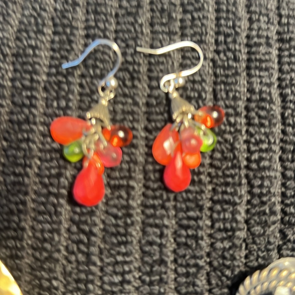 Earrings - Picture 3 of 6
